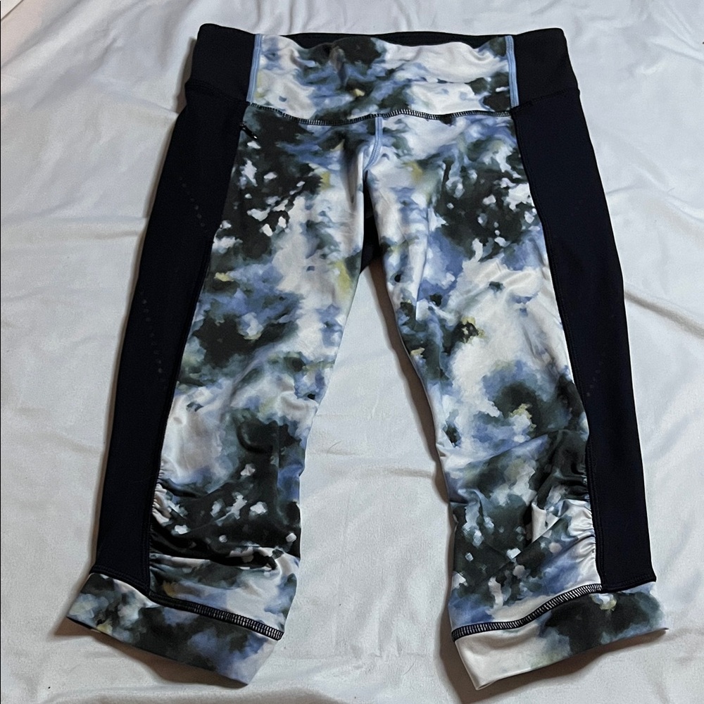 Lululemon Stop at Nothing Cropped Leggings